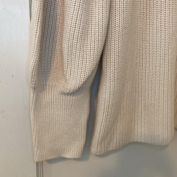 Banana Republic cream cotton long puff sleeve sweater - size S - EUC - Picture 6 of 9